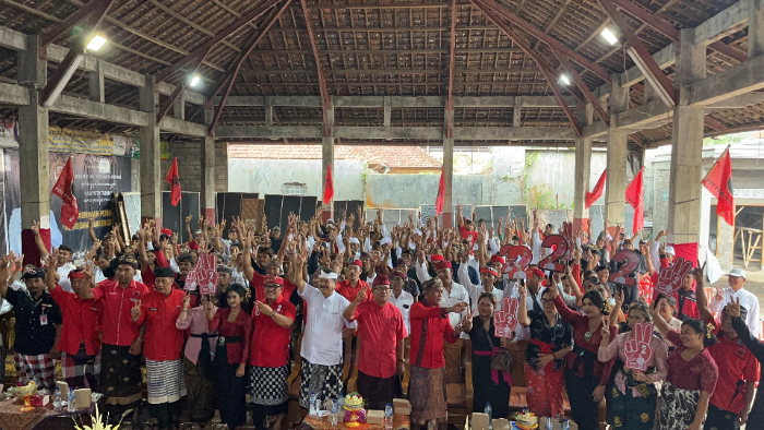 Masyarakat di lima Desa di Kecamatan Pupuan Bulatkan Tekad Dukung Paket Sanjaya-Dirga&nbsp;