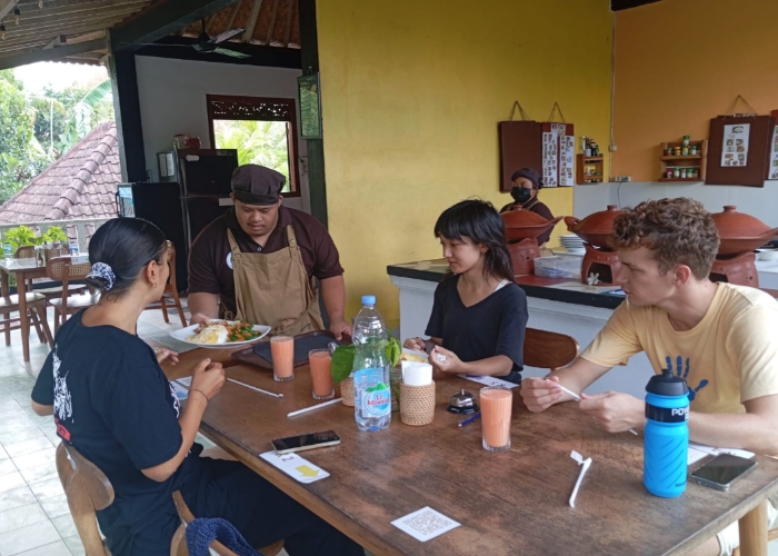 UNIK : Piduh Charity Cafe, sebuah inisiatif unik di Desa Bedulu, Gianyar.