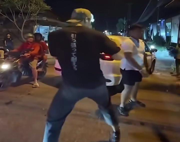 Viral Video Bule Tantang Warga Lokal Berkelahi Usai Terlibat Kecelakaan di Bali