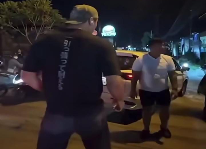 Viral Video Bule Tantang Warga Lokal Berkelahi Usai Terlibat Kecelakaan di Bali