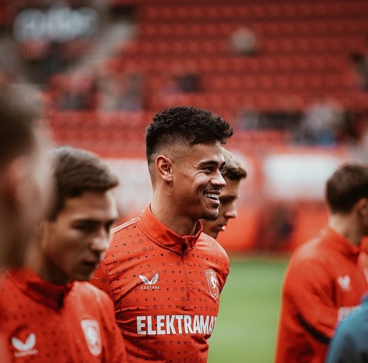 Mees Hilgers mendapat pro dan kontra setelah absen membela Timnas Indonesia vs Jepang.
