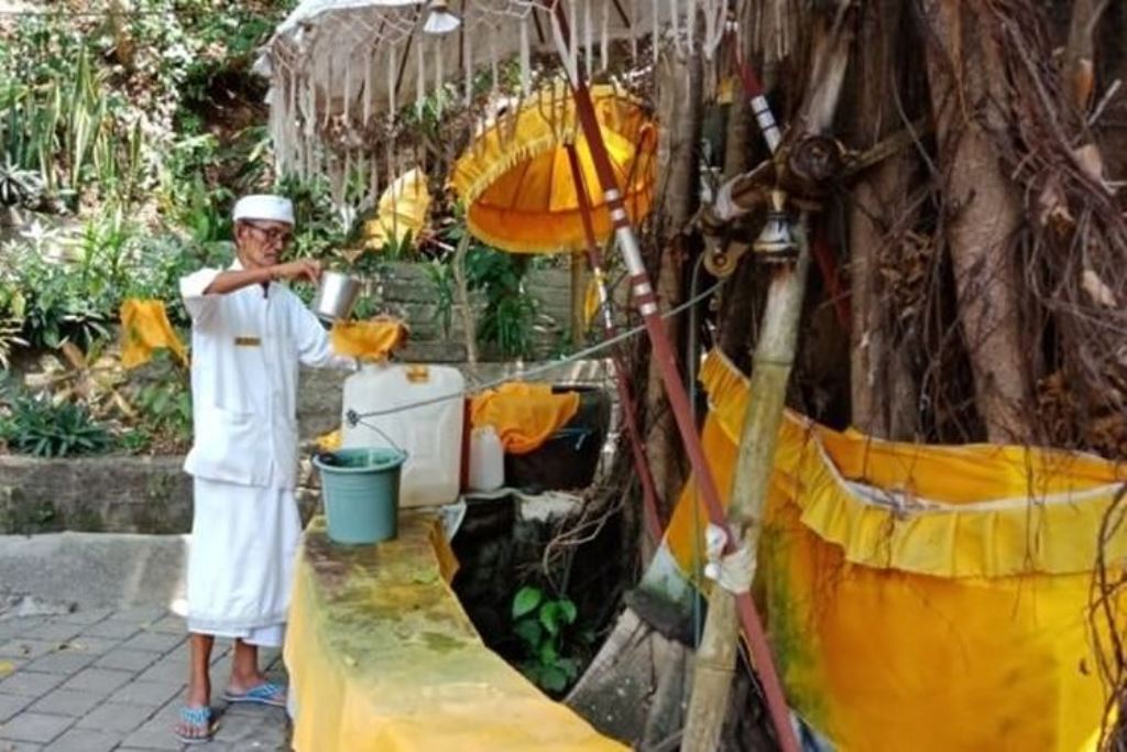 Pura Sakti, Desa Pejarakan di Kecamatan Gerokgak, Kabupaten Buleleng, Bali