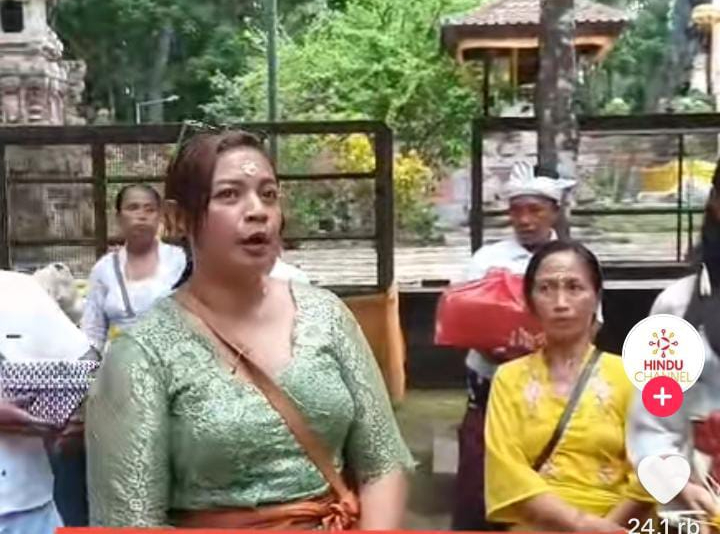Umat Hindu Keluhkan Biaya Sembahyang yang Mahal