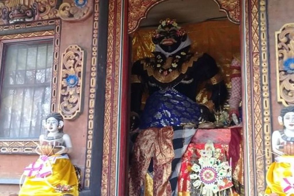 Pura Dalem Prajurit di Gianyar Bali
