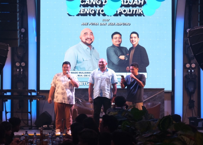 BERKISAH: Podcast Total Politik yang secara khusus datang ke Bali untuk wawancara De Gadjah Sabtu (16/11).