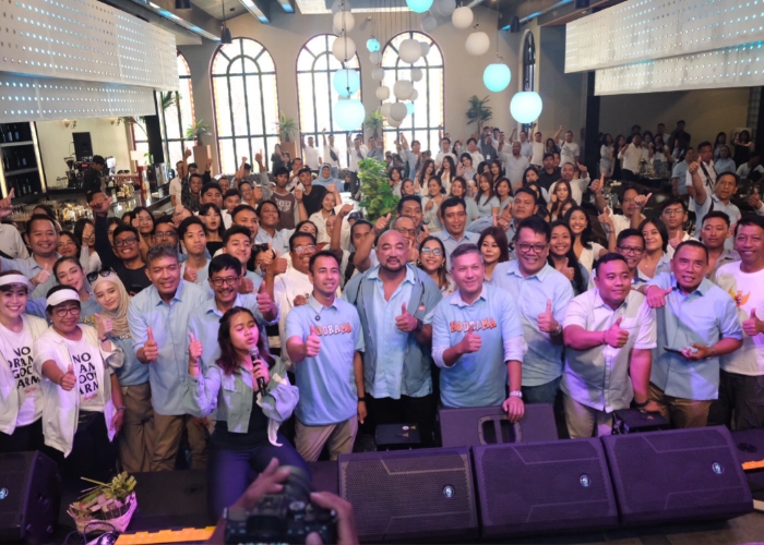 DUKUNGAN: Acara jumpa influencer di Denpasar, Minggu (17/11)