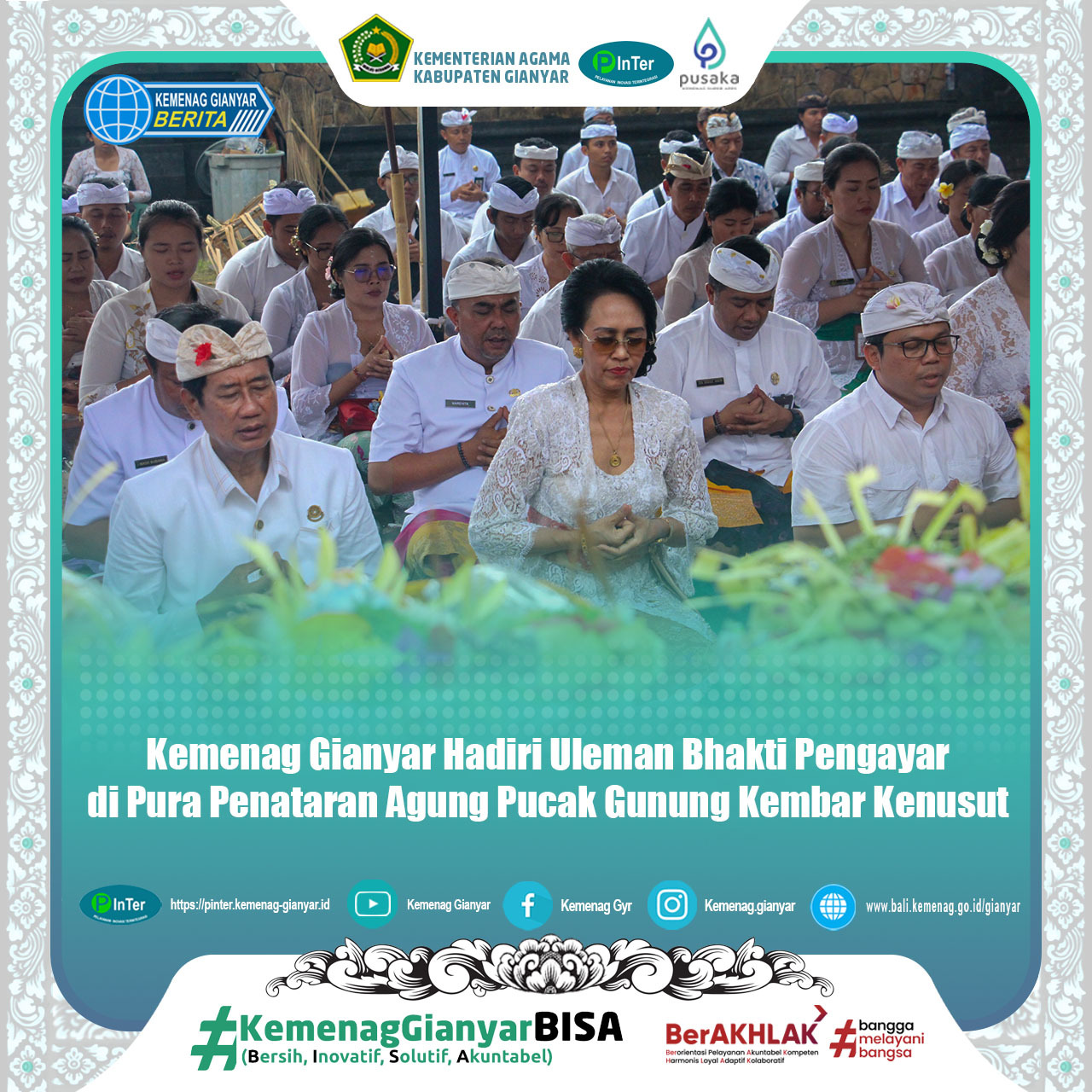 SEMBAHYANG : Pelaksanaan persembahyangan di Pura Pura Penataran Agung Pucak Gunung Kembar Kenusut, Karangasem.