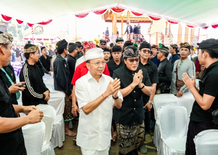 PERJUANGAN: Cagub Bali Wayan Koster dan Cawagub Bali Giri Prasta