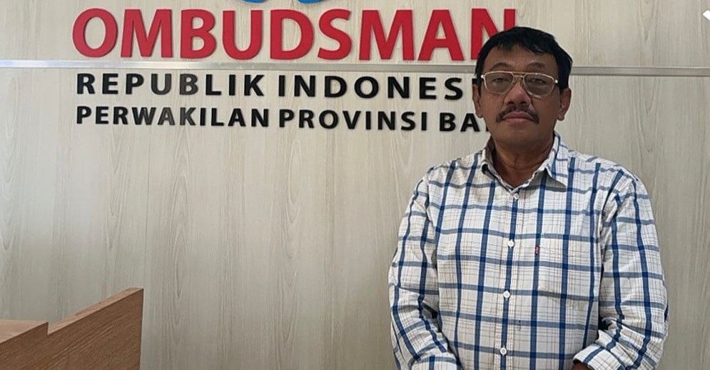 Anggota DPRD Bangli Ida Bagus Made Santosa melapor ke Ombudsman Perwakilan Bali, Rabu (20/11/2024).