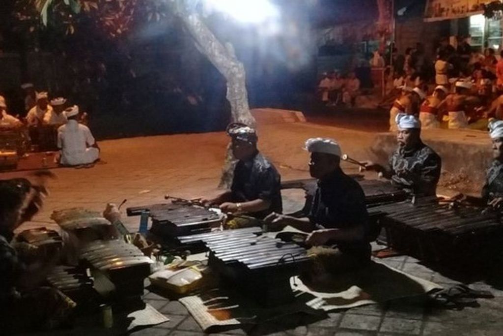 Gambelan Gambang Karangasem, Bali
