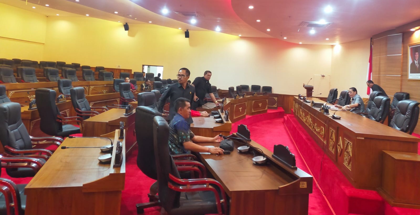 Rapat paripurna DPRD Bangli batal, Jumat (22/11/2024).