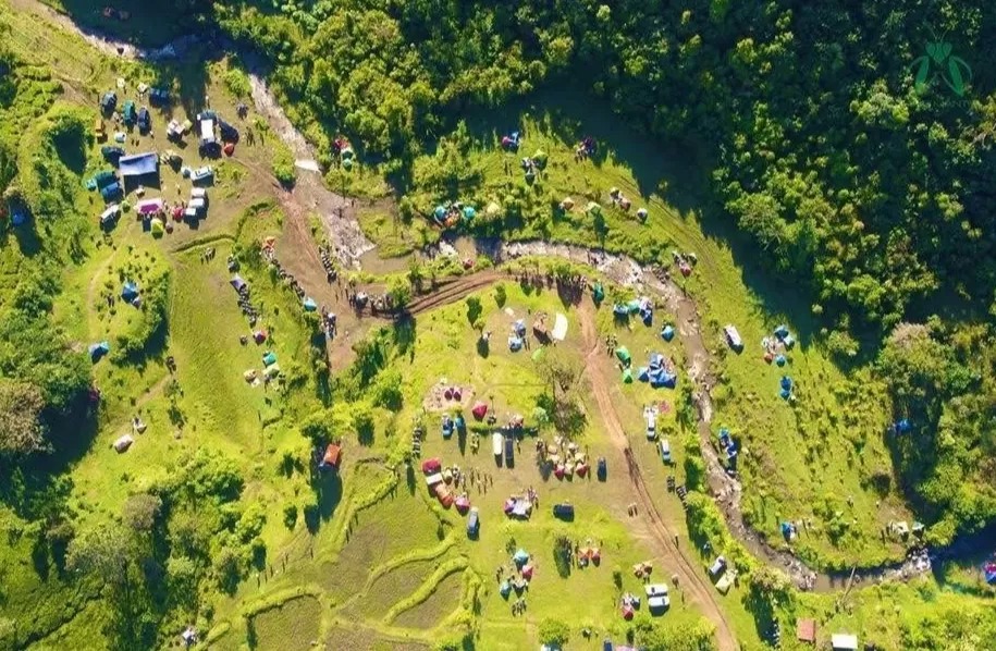 MIRIP ALPEN: Ranca Cangkuang, Bandung memiliki pemandangan mirip Pegunungan Alpen di Swiss.