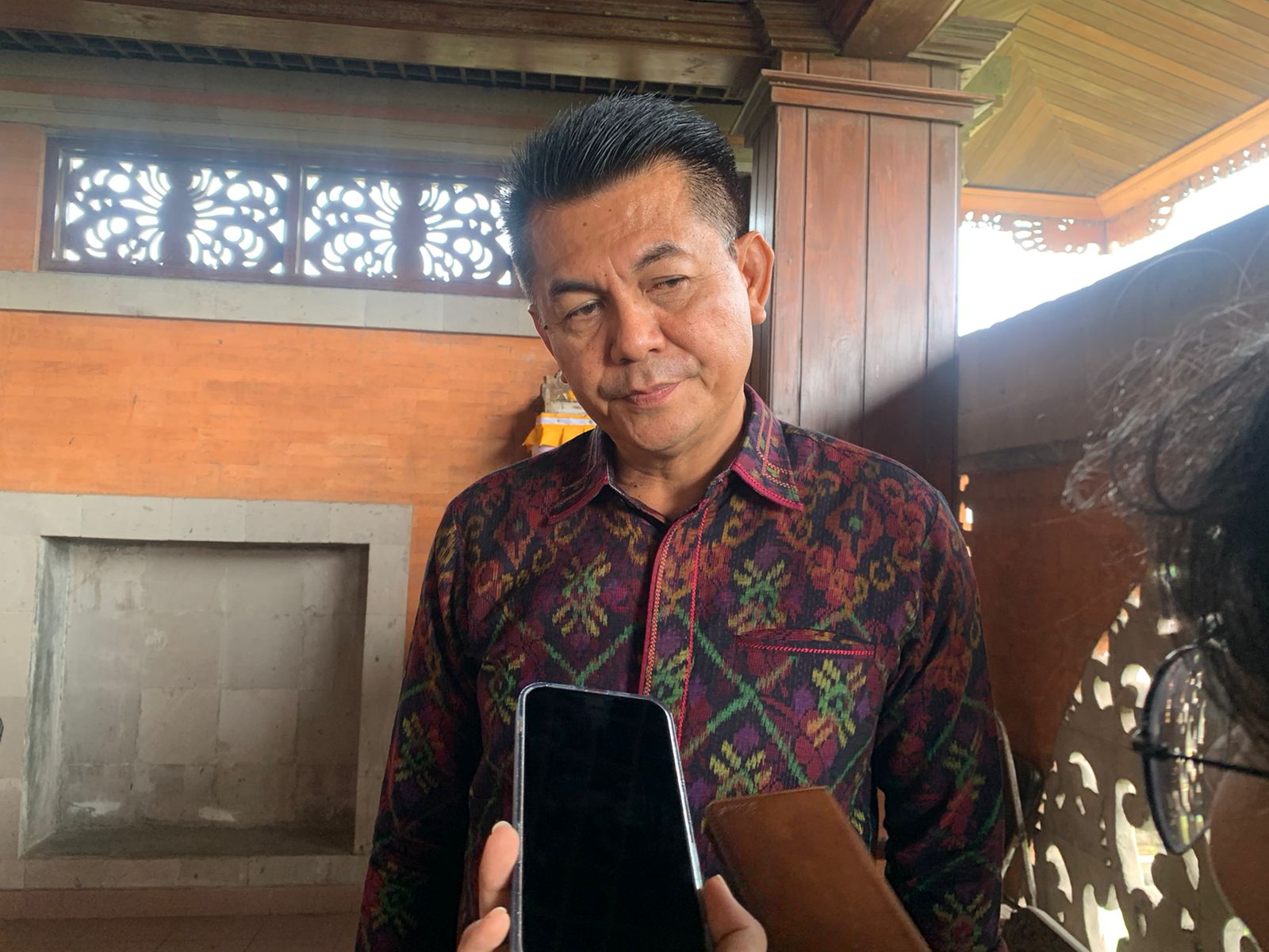 KENDARAAN DINAS: Rapat terbuka DPRD Bali bahas anggaran tahun 2025, Senin (25/11)