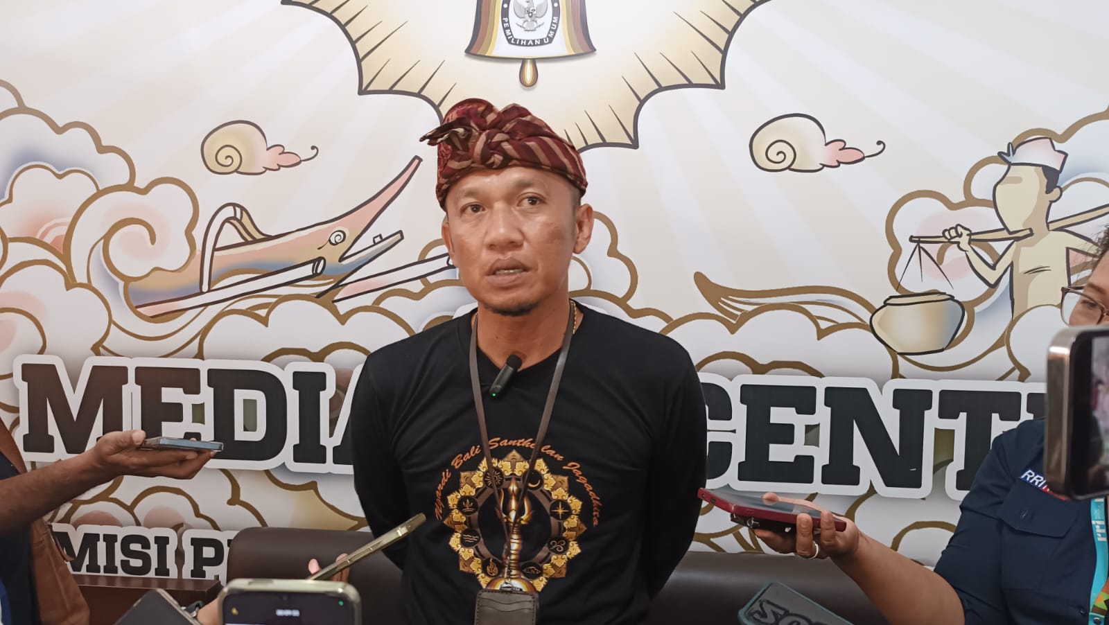 VIRAL: Anggota KPU Bali, I Gede John Darmawan