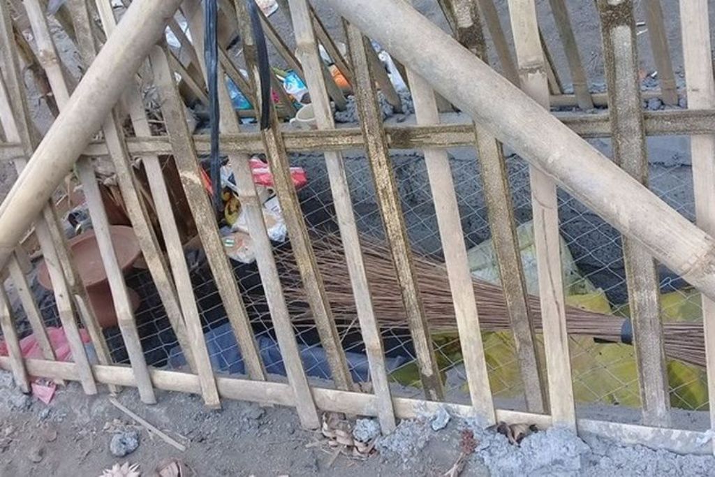 Tradisi Pitra Yadnya di Desa Songan, Kintamani, Bangli.