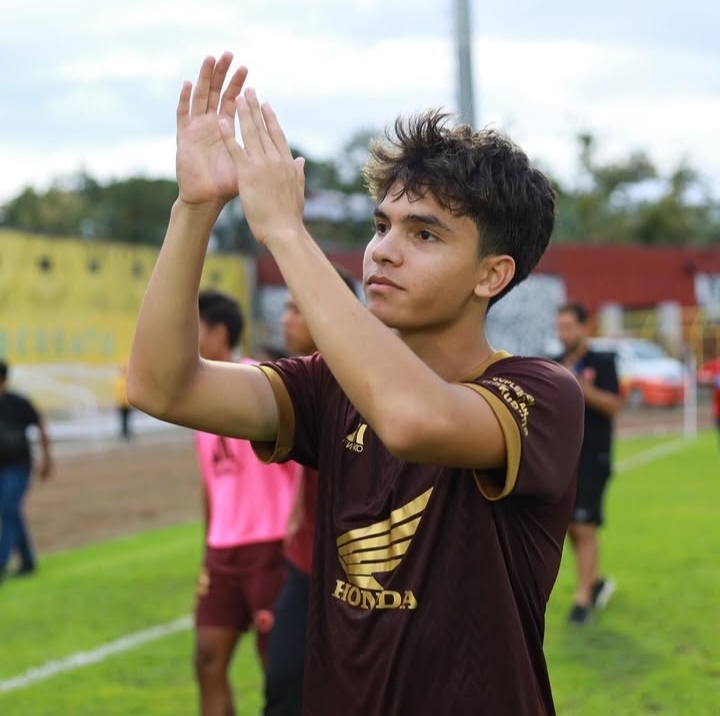 Victor Dethan, pemain muda Timnas Indonesia yang kini membela PSM Makassar.