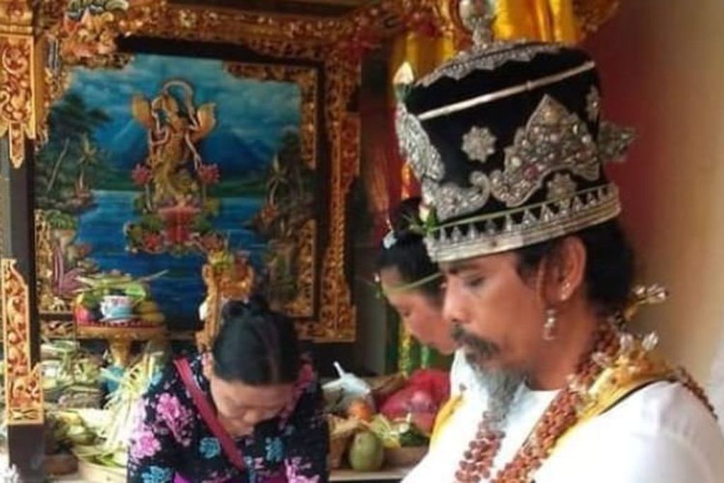 Ida Pandita Mpu Yogiswara