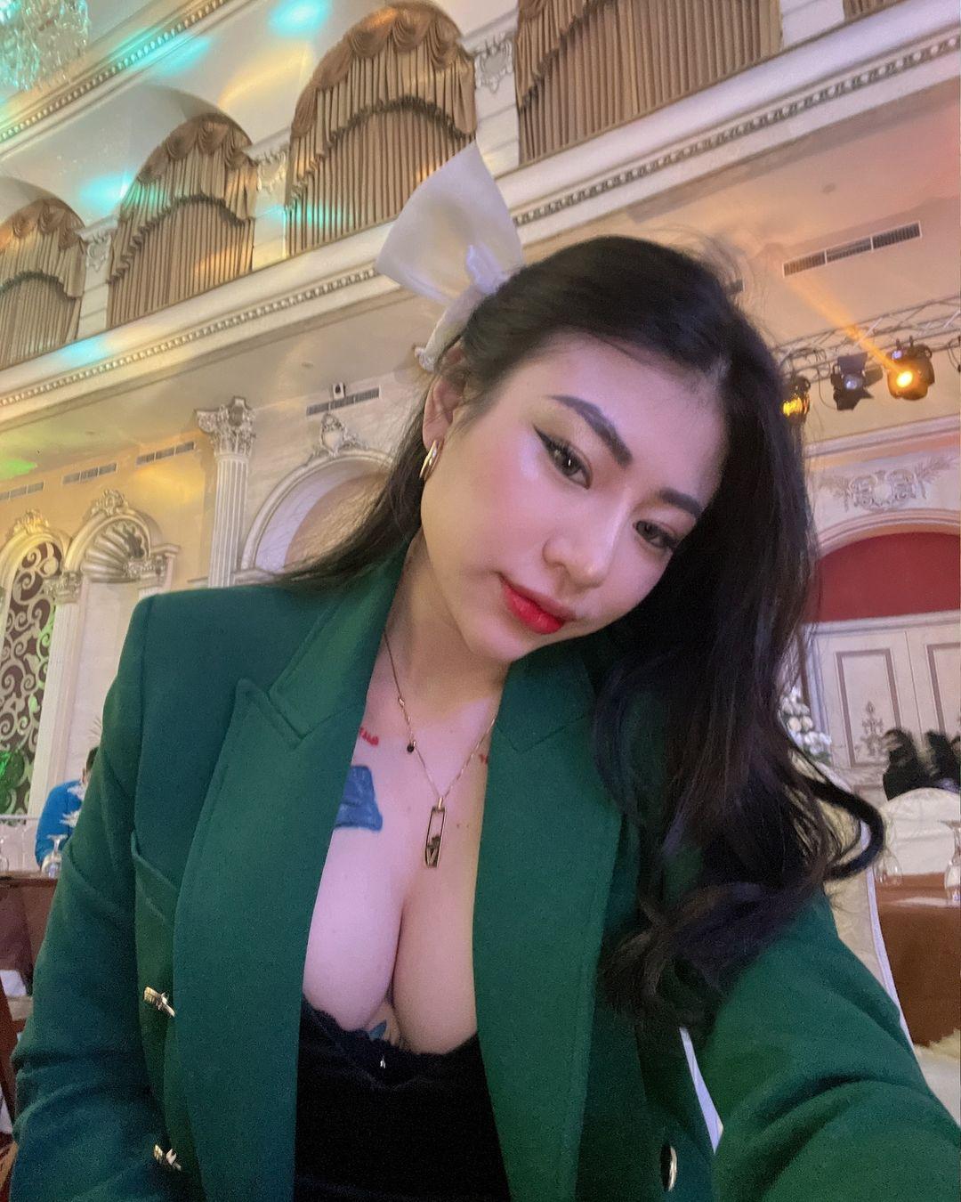 Vey Ruby Jane (Bali Express/Instagram @veyrubyjane3)