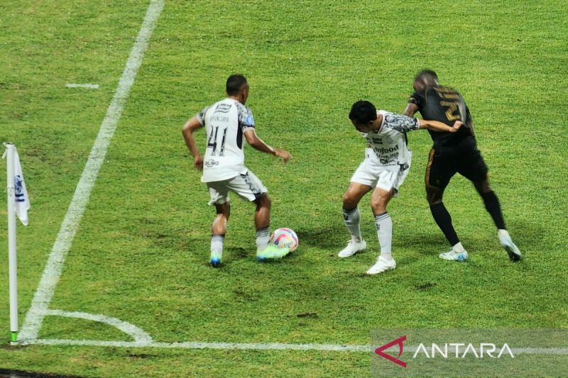 ertandingan PSIS Semarang melawan Bali United di Stadion Jatidiri Semarang, Rabu (11/12/2024) malam.