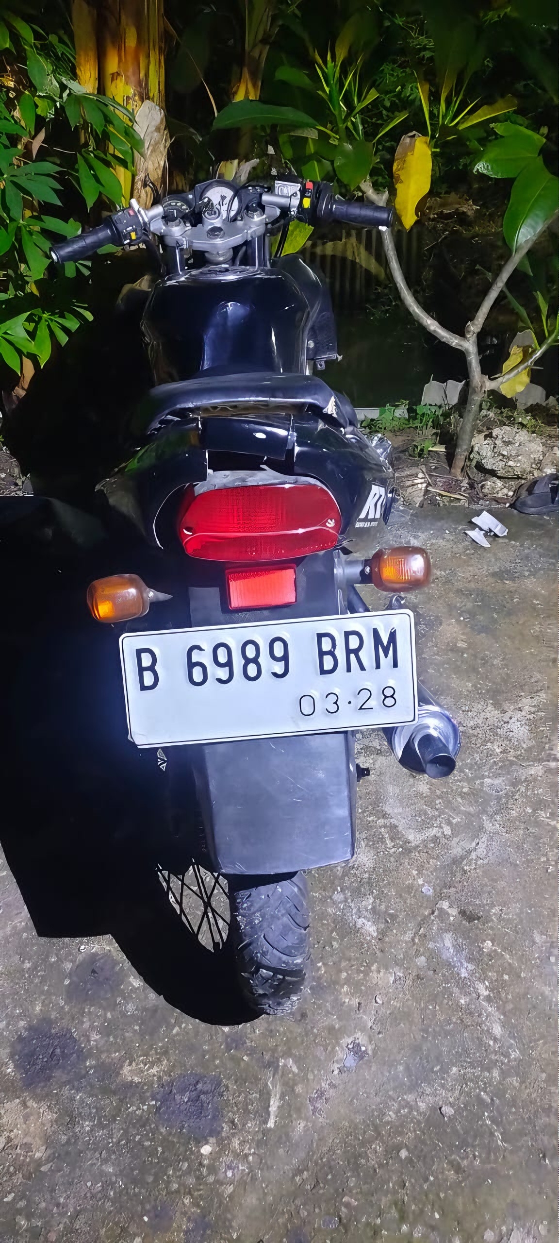 Sepeda motor Kawasaki Ninja RR, yang dikendarai Rudiyanto hingga alami kecelakaan tragis. (Bali Express/Istimewa)