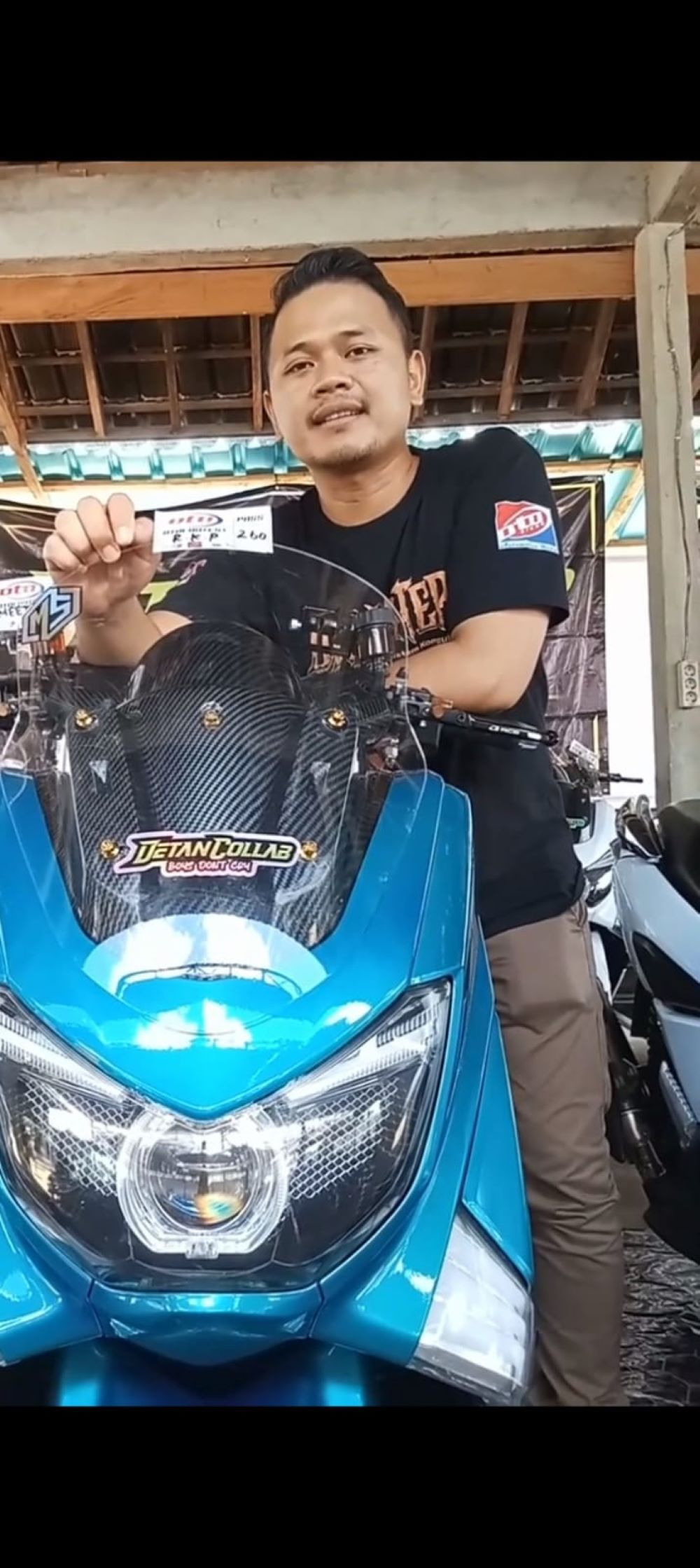 I Kadek Widiada atau Gus Deva