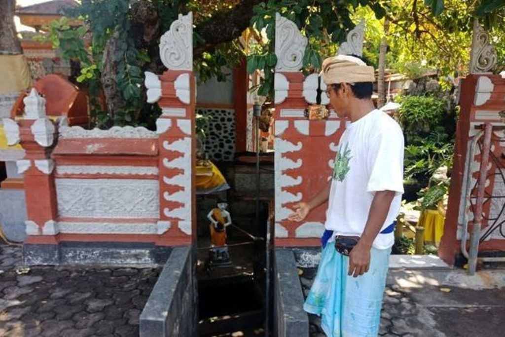 Pura Taman Sari di Kelurahan Kampung Baru, Kecamatan Buleleng, tak hanya menjadi tempat ibadah bagi umat Hindu Bali