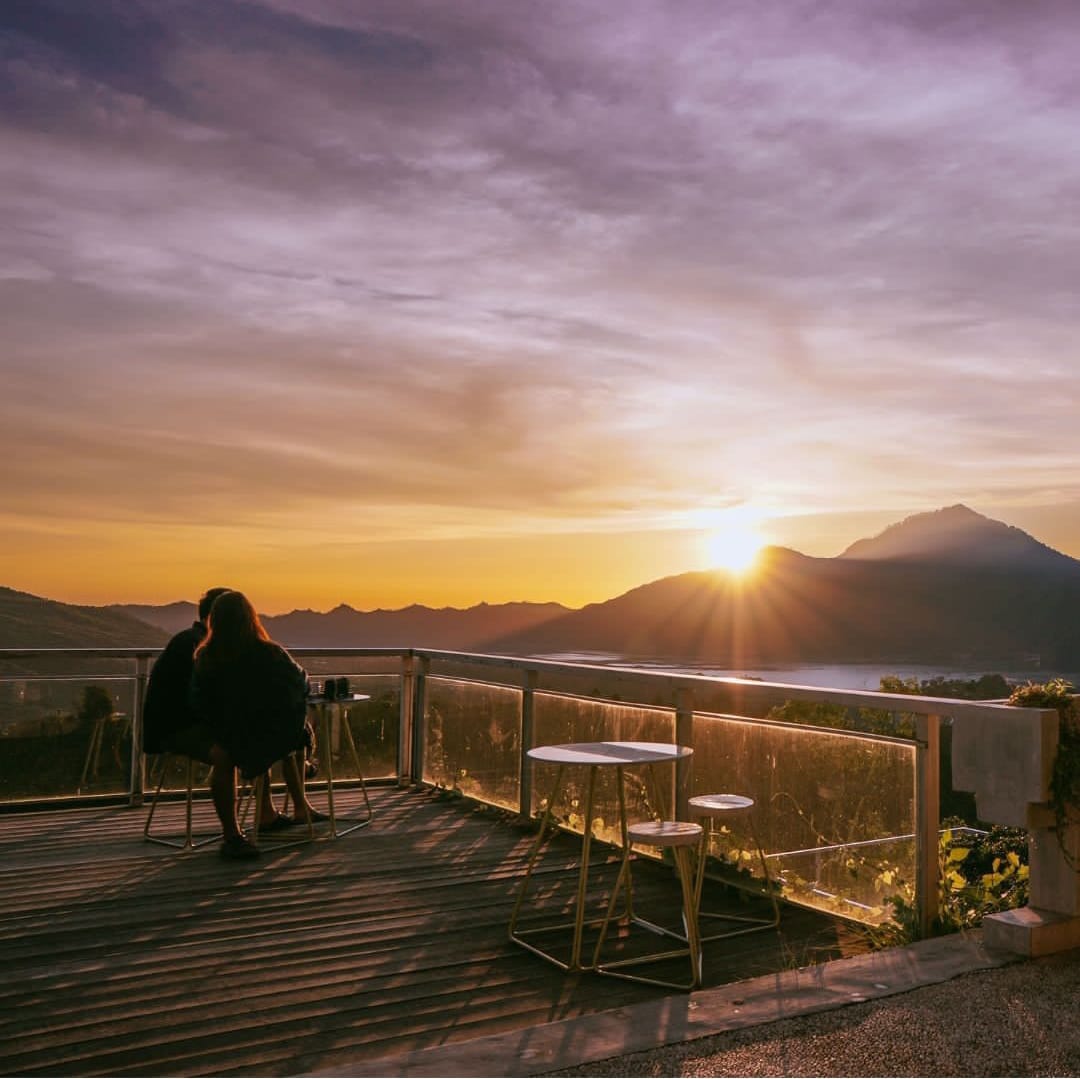 Kintamani Coffee - Eco Bike Coffee menjadi salah satu destinasi favorit untuk menikmati kopi dengan latar belakang alam yang memukau.