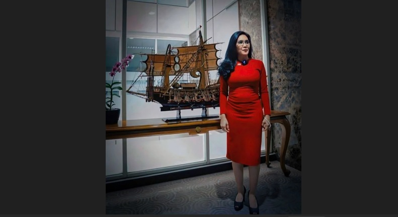 Rieke Diah Pitaloka kembali menjadi sorotan usai dilaporkan ke MKD
