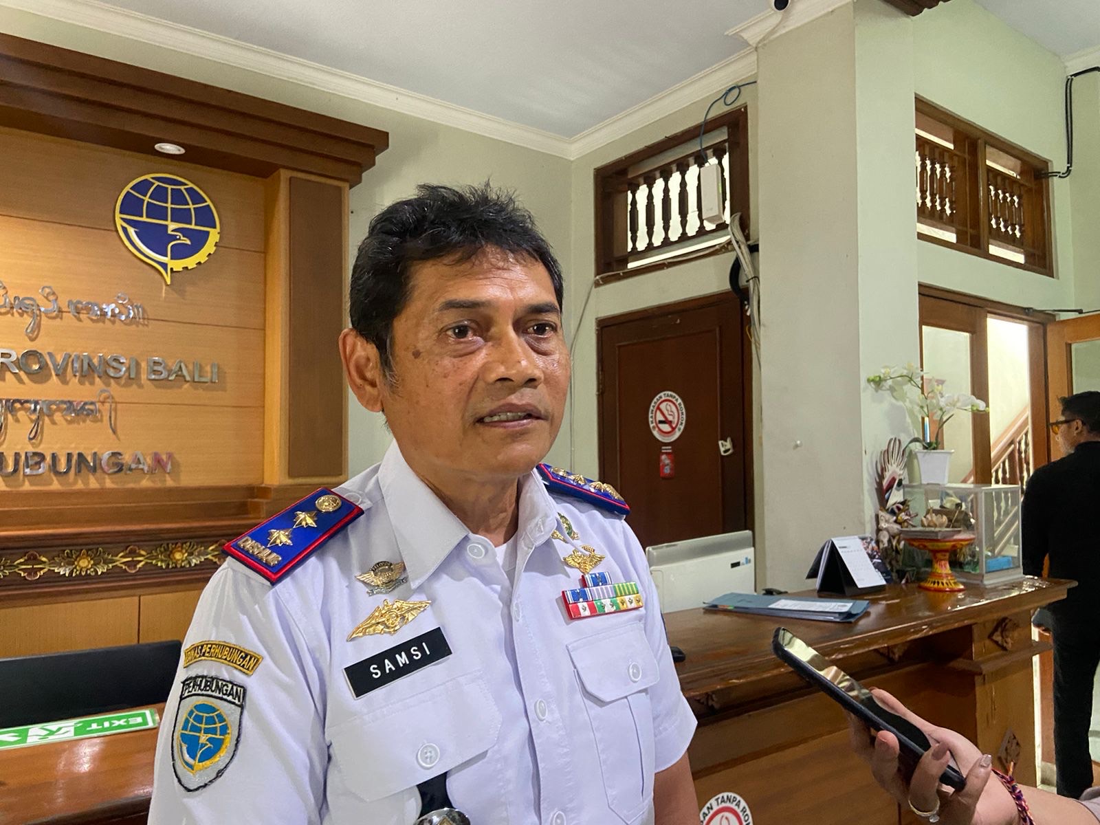 HIBAH: Kepala Dinas Perhubungan Provinsi Bali, IGW Samsi Gunarta