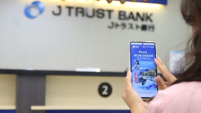 Melalui program TORA Blue Ocean Savings, PT Bank JTrust Indonesia Tbk (J Trust Bank) mendukung perbaikan ekosistem laut di Indonesia.