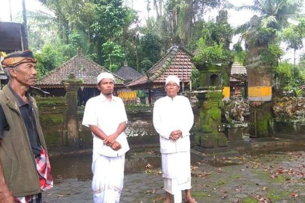 Pura Gunung Merta di Banjar Madangan Kaja, Desa Petak, Gianyar, Bali