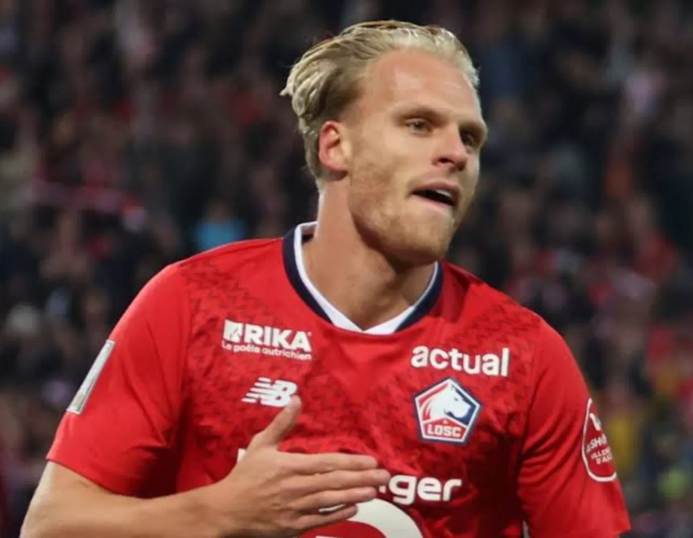RUMOR: Mitchel Bakker, pemain Lille, masuk radar naturalisasi Timnas Indonesia. Punya rekor menterang di sejumlah klub Eropa, seperti Ajax Amsterdam, Paris Saint-Germain,