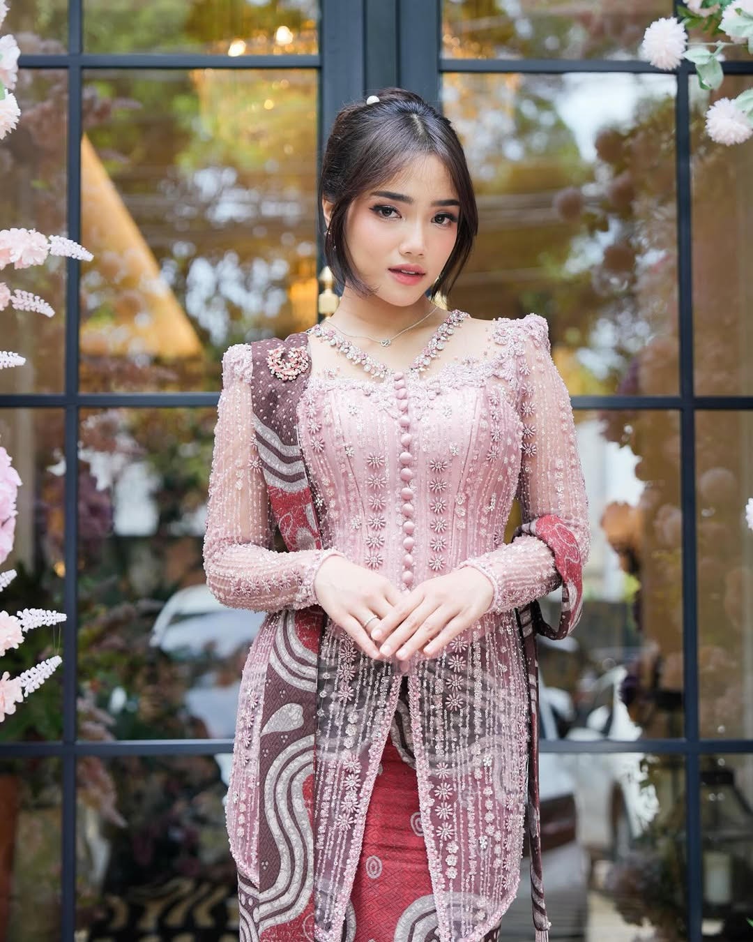 TIKTOKER: Fujianti Utami Putri adalah sosok Tiktoker muda yang inovatif dan makin melejit paska bangkit dari kesedihan akibat tragedy yang melanda Vanessa Angel.