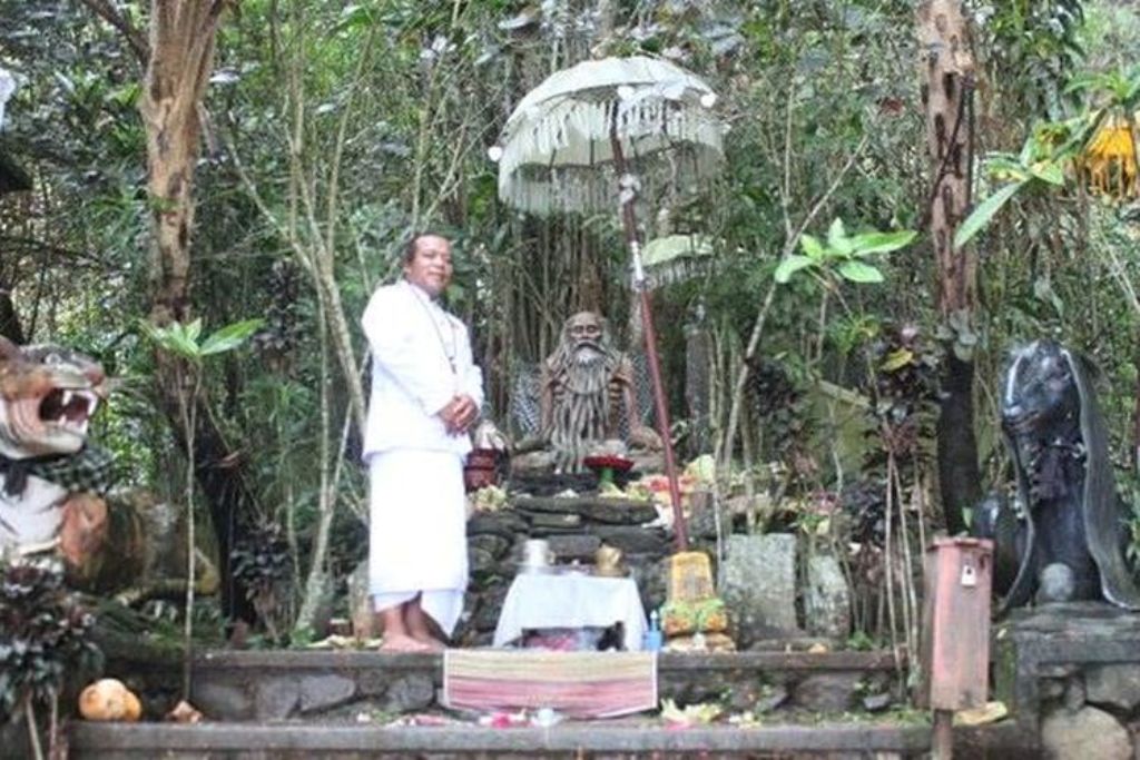 Pura Siwa di Banjar Margasari, Desa Pujungan, Kecamatan Pupuan, Tabanan, bukan sekadar tempat ibadah umat Hindu Bali.
