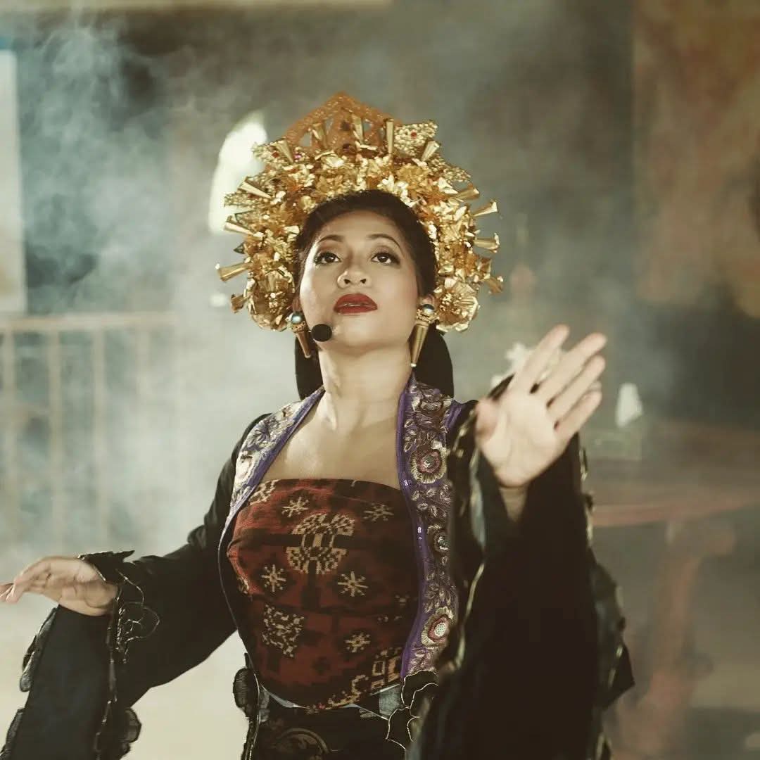 OPERA: Heny Janawati adalah seorang mezzo soprano asal Bali yang berharap musik opera mendapat tempat yang layak.