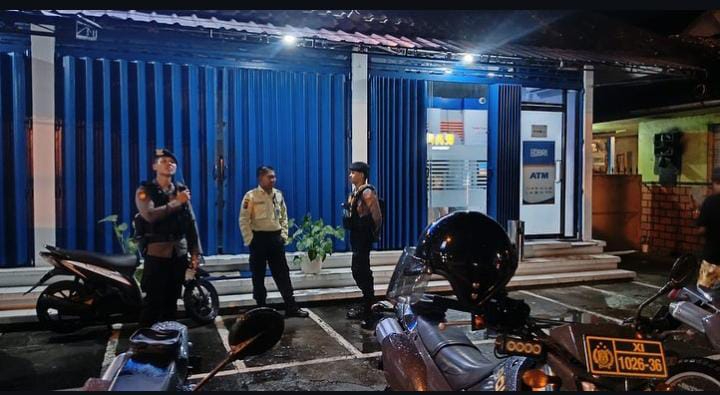 Unit Raimas Polres Badung menggelar Patroli disejumlah ATM untuk mencegah kejahatan Skimming