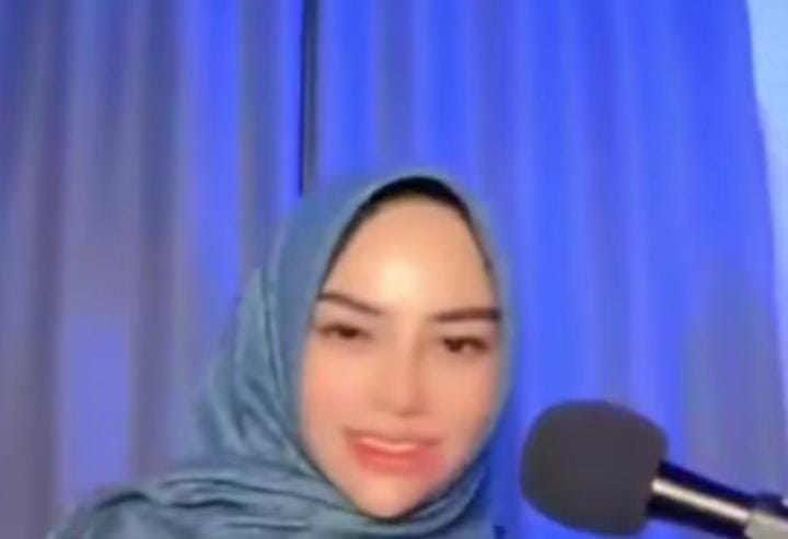 Selebgram asal Aceh menuai kecaman usai melantunkan ayat Alquran dengan music DJ
