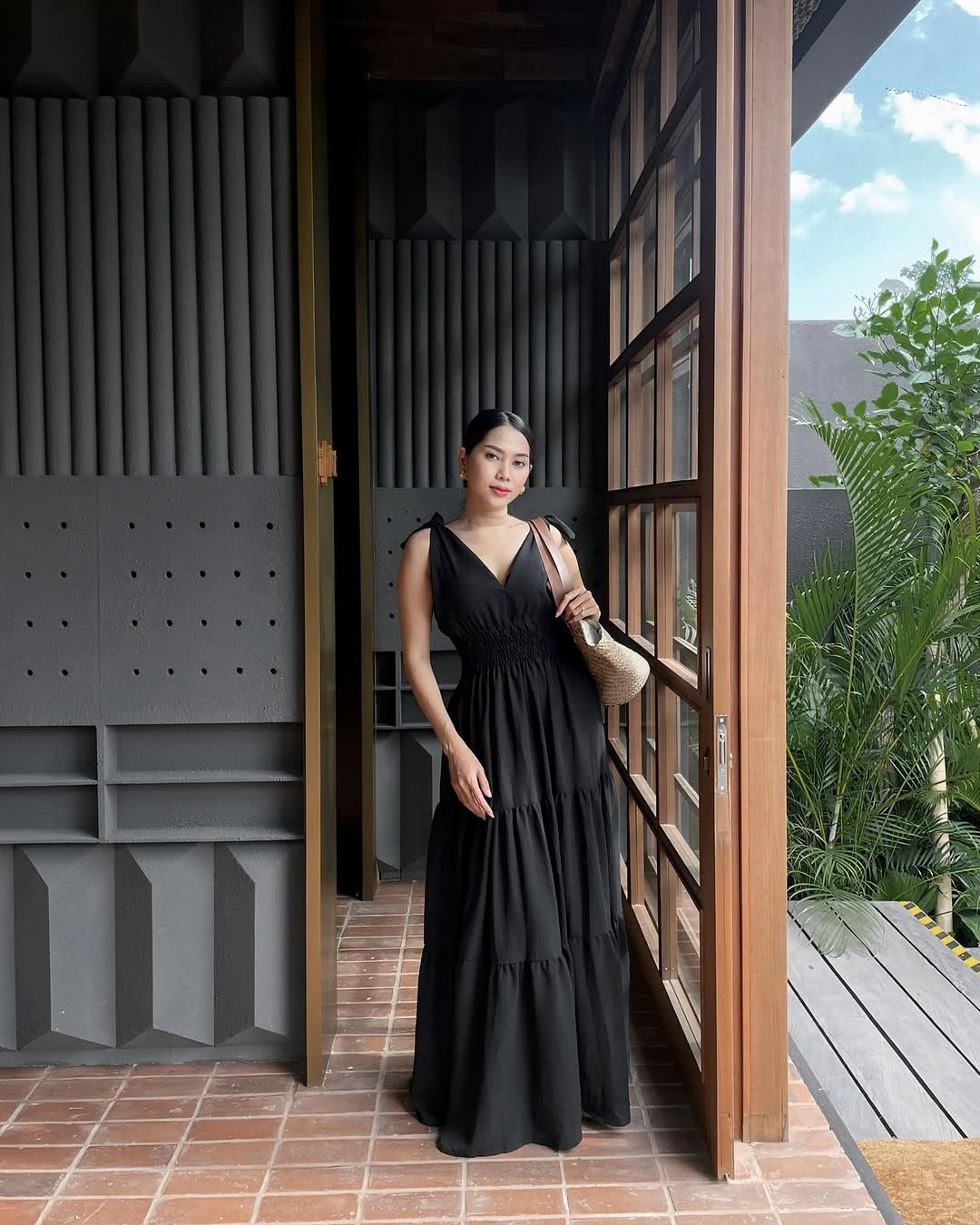 SELEBGRAM: Gek Rara, selebgram sekaligus konten creator inspiratif yang diganderungi lantaran wajah cantiknya dan gaya fashion yang selalu stylish.