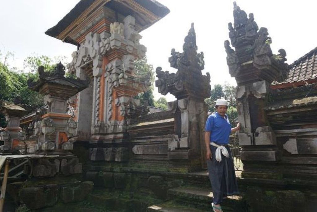 Pura Dalem Pengerubungan yang terletak di Banjar Yoh, Desa Pengotan, Bangli, Bali