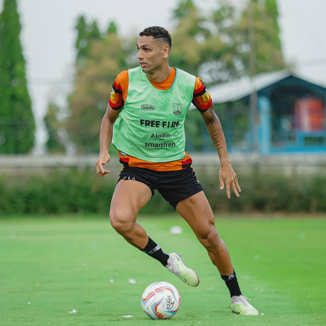 INCARAN: Jaimerson Xavier yang dirumorkan menjadi incara Bali United untuk memperkuat lini belakang.