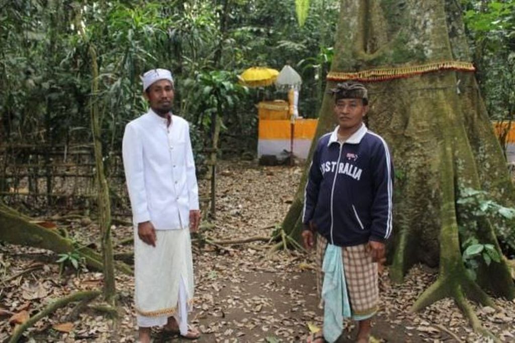 Tempat suci Hindu Bali, Pura Sabang Daat, yang terletak di perbatasan Kabupaten Gianyar dan Bangli