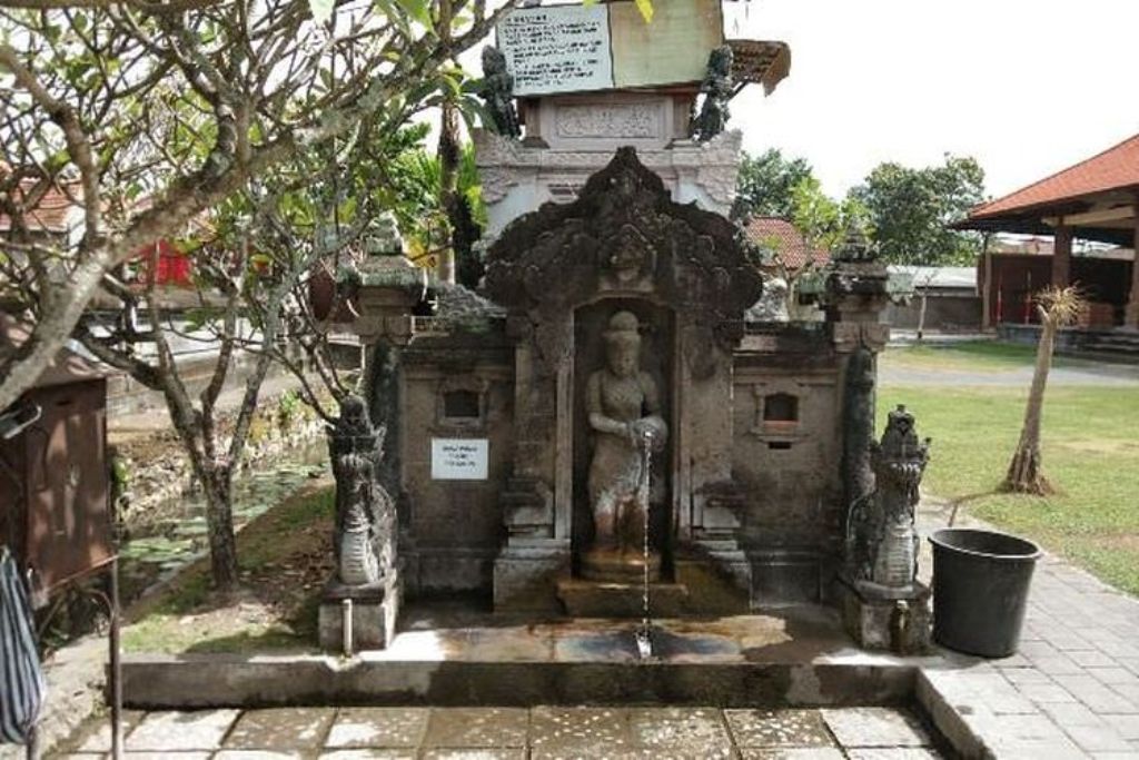Pura Tamansari Agung Kerobokan, yang berlokasi di Jalan Raya Canggu, Banjar Anyar Kaja, Kelurahan Kerobokan, Kecamatan Kuta Utara, Badung, Bali.