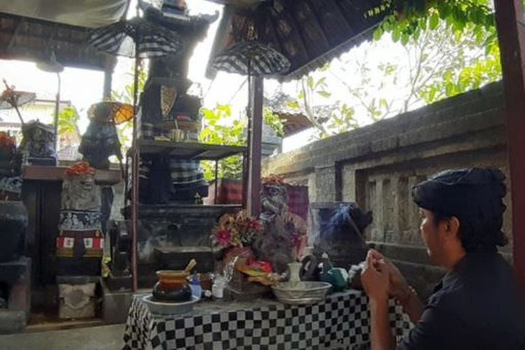 Pura Ratu Nyoman Sakti Pengadangan di Denpasar, Bali