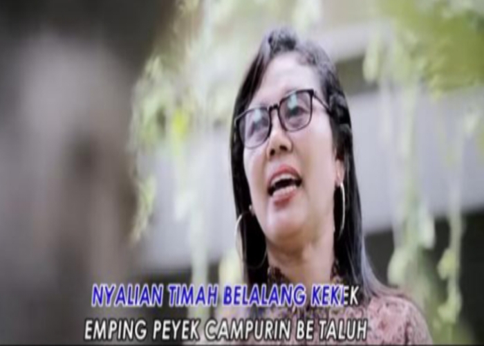 Tangkapan layar video klip lagu Proyek Gede di Youtube.