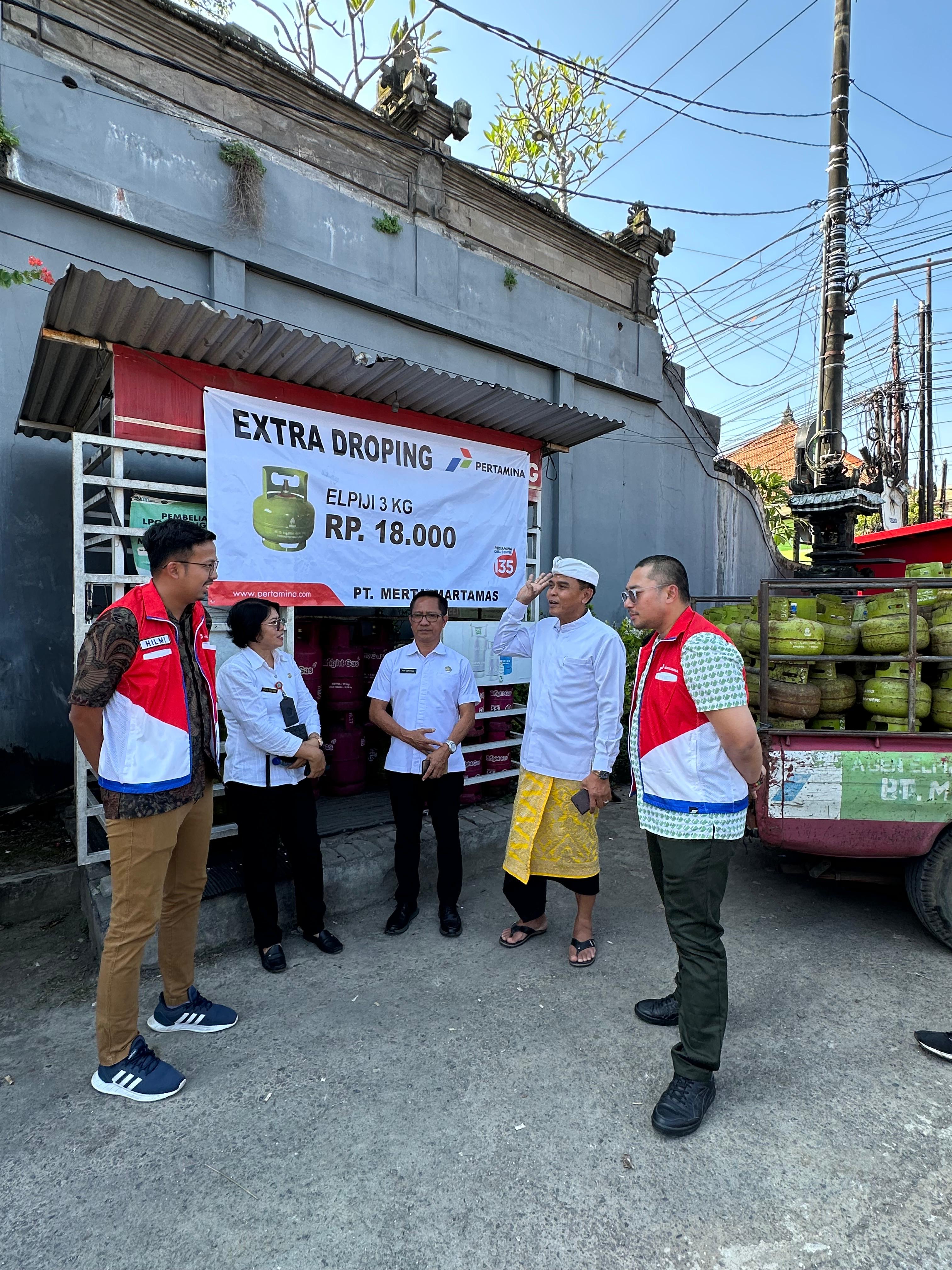TAMBAHAN SUPLAI: Pengiriman tambahan LPG 3 kg ke sejumlah wilayah