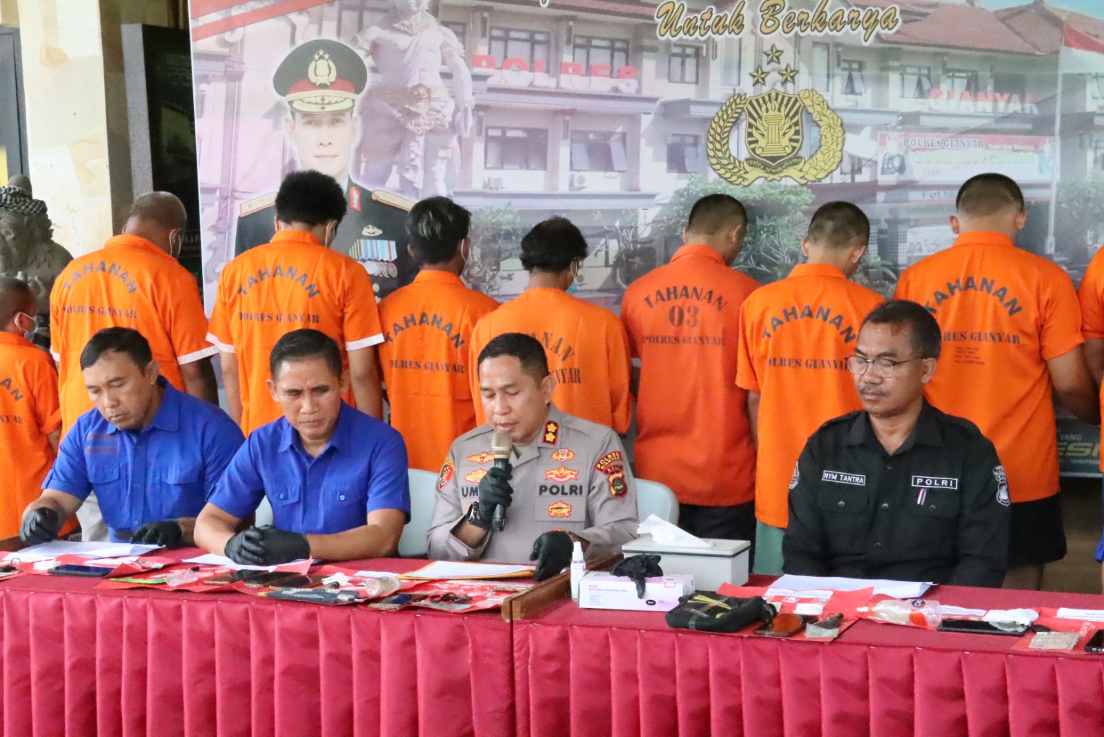 NARKOBA: Satnarkoba Polres Gianyar amankan 11 kurir narkoba dalam Operasi Antik Agung 2025, pada Jumat (7/2).