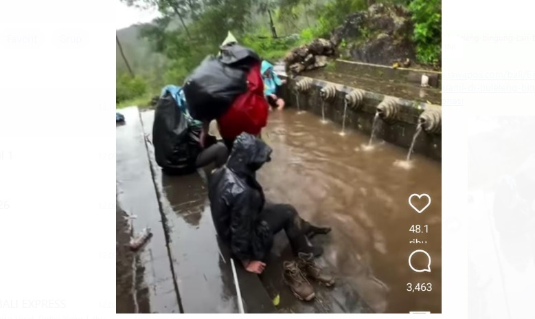 Aksi tak terpuji sejumlah pendaki Gunung Lawu yang cuci sepatu di Gunung Lawu