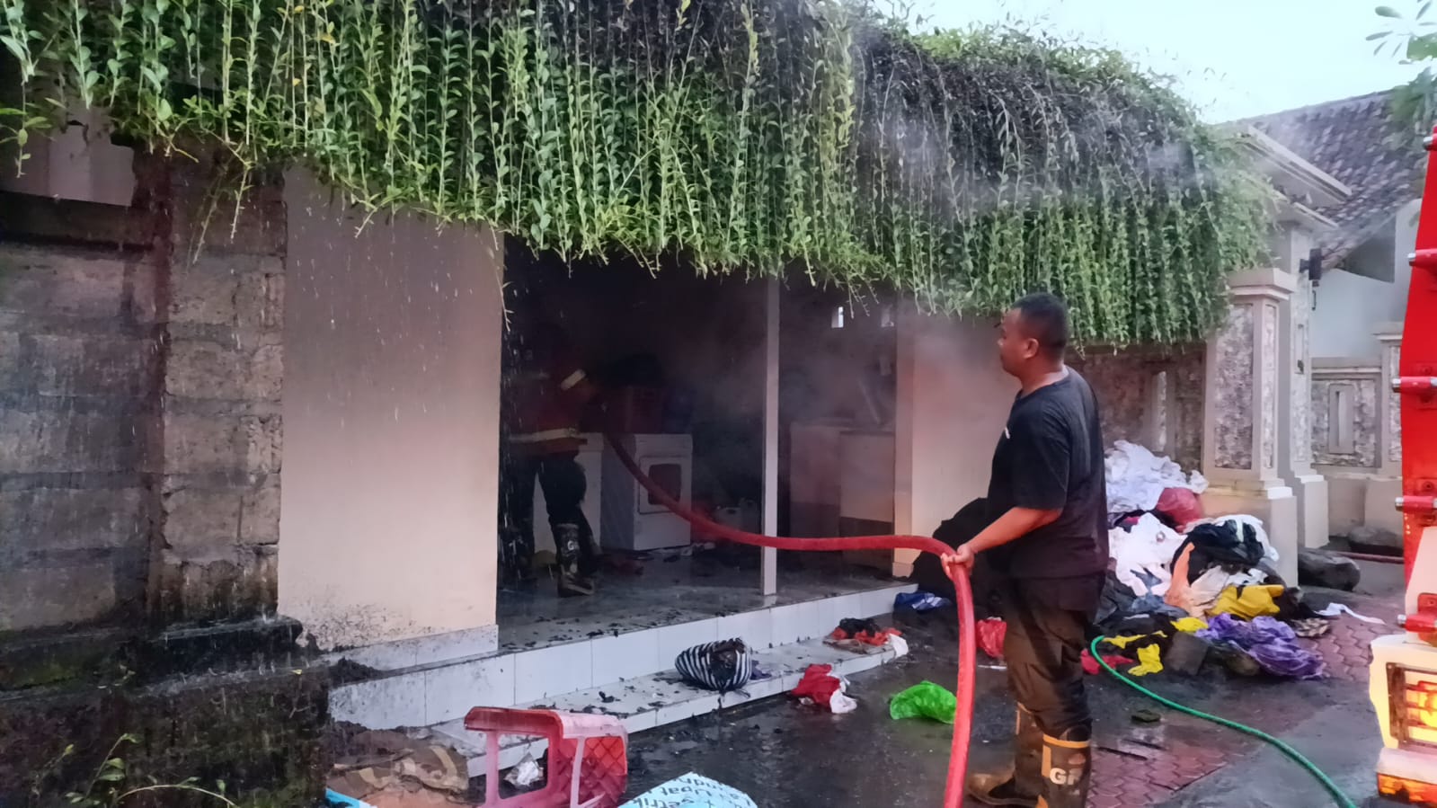 Tempat laundry di Jalan Raya Tegal Tugu, Desa Tegal Tugu, Gianyar, Bali, ludes dilalap api pada Minggu (9/2) petang.