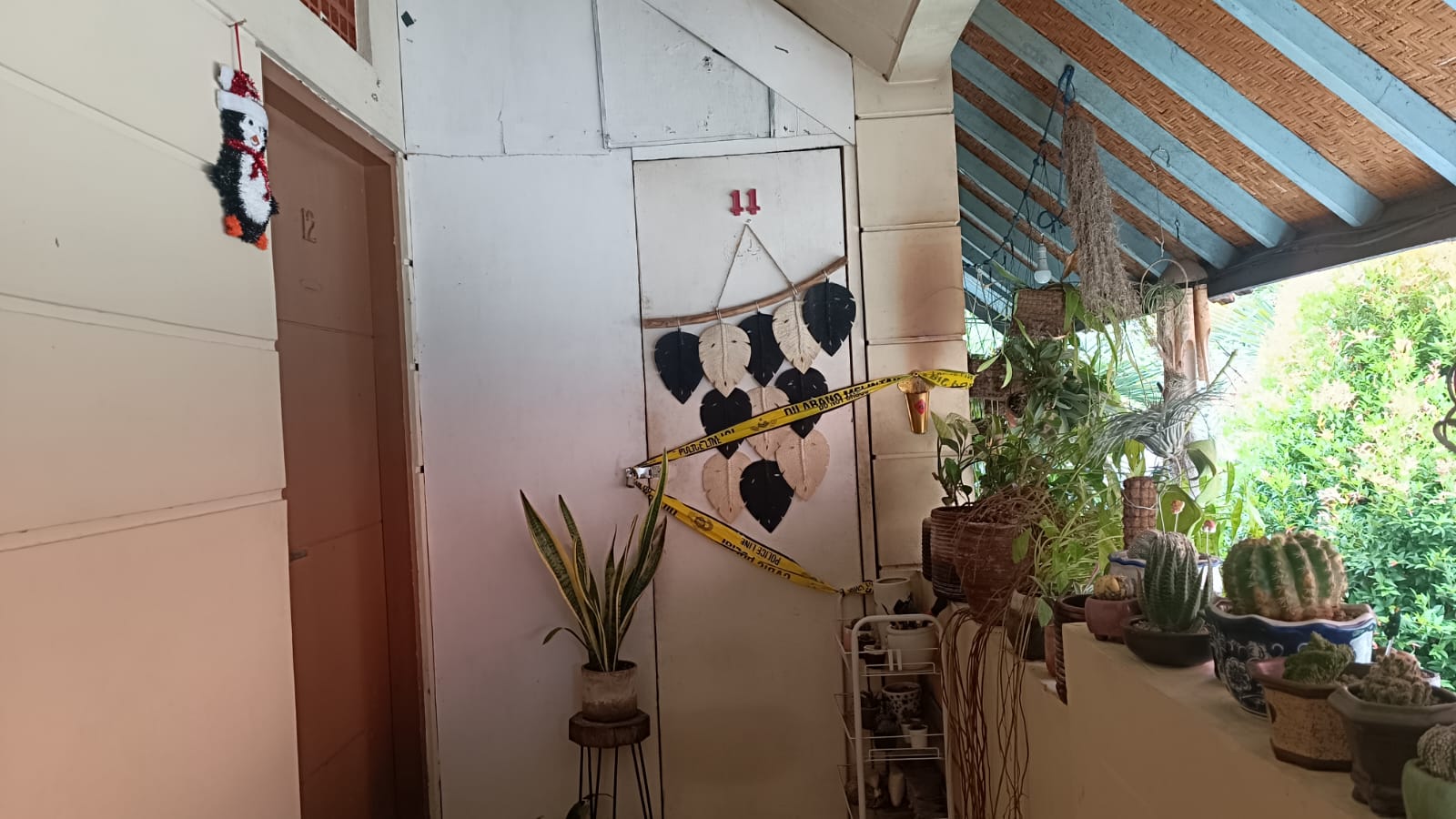 Kamar kos di Jalan Gunung Soputan, Gang Puskesmas, Denpasar Barat, tempat tersangka menghabisi nyawa Pande Gede Putra Palguna.