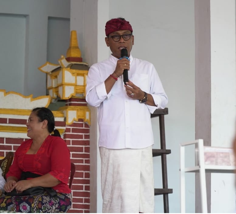 Ketut Karyasa&nbsp;Adnyana Anggota Komisi VIII DPR RI
